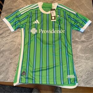 Adidas Seattle Sounders FC 24/25 Home Soccer Jersey for men in size XS.